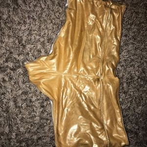 Sexy reversible shorts!